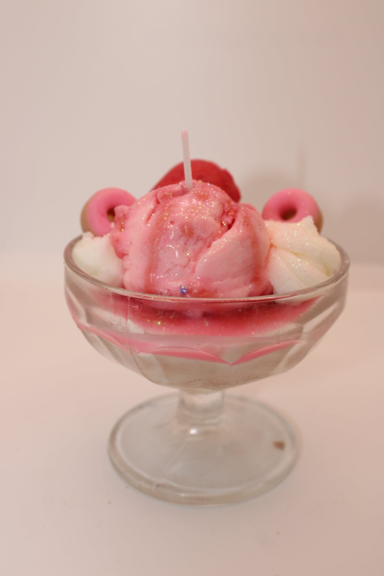 ADC-Rasberry Vanilla Ice Cream Sundae (small) candle