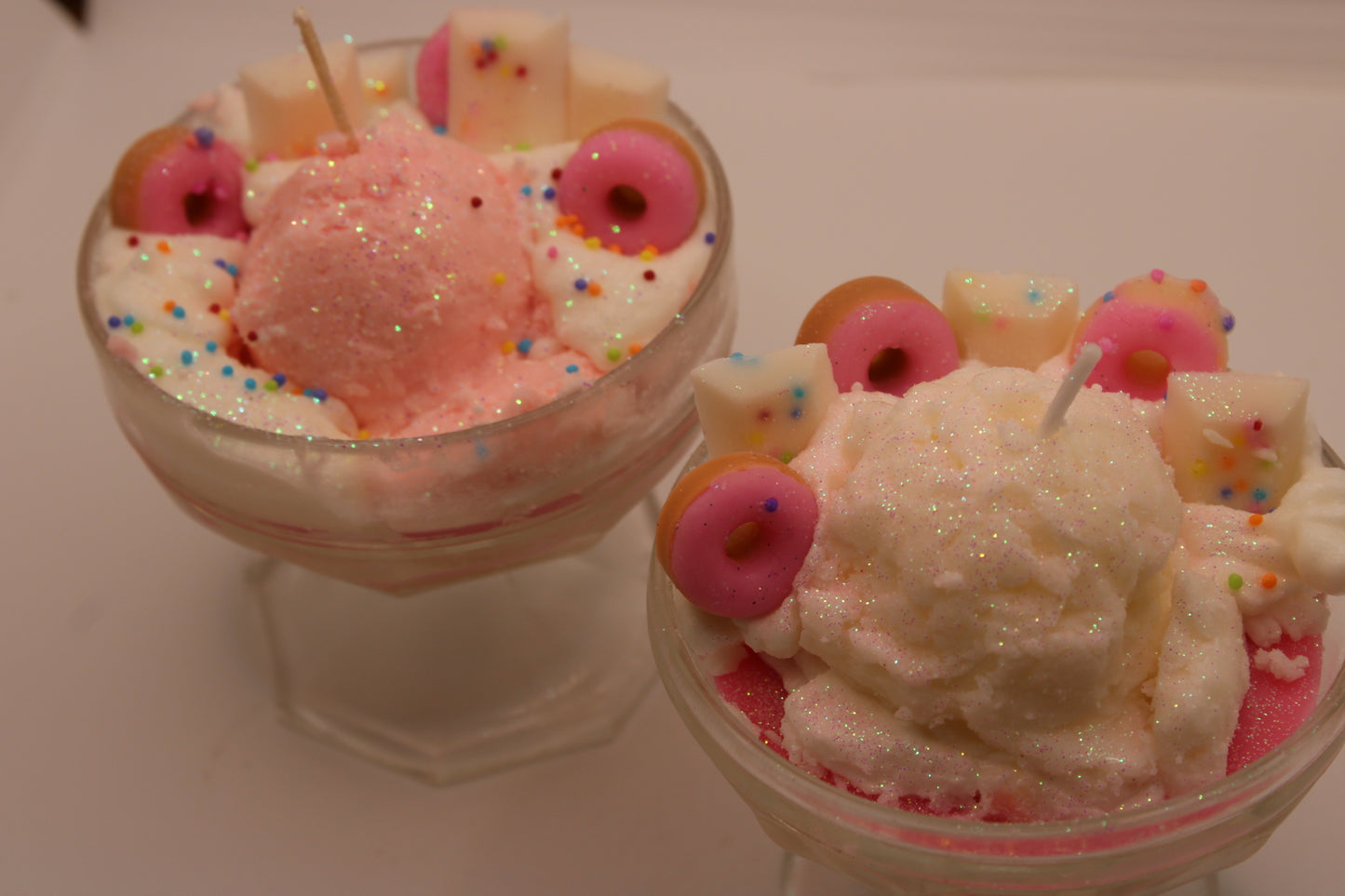 ADC-Strawberry Vanilla Ice Cream Sundae Candle