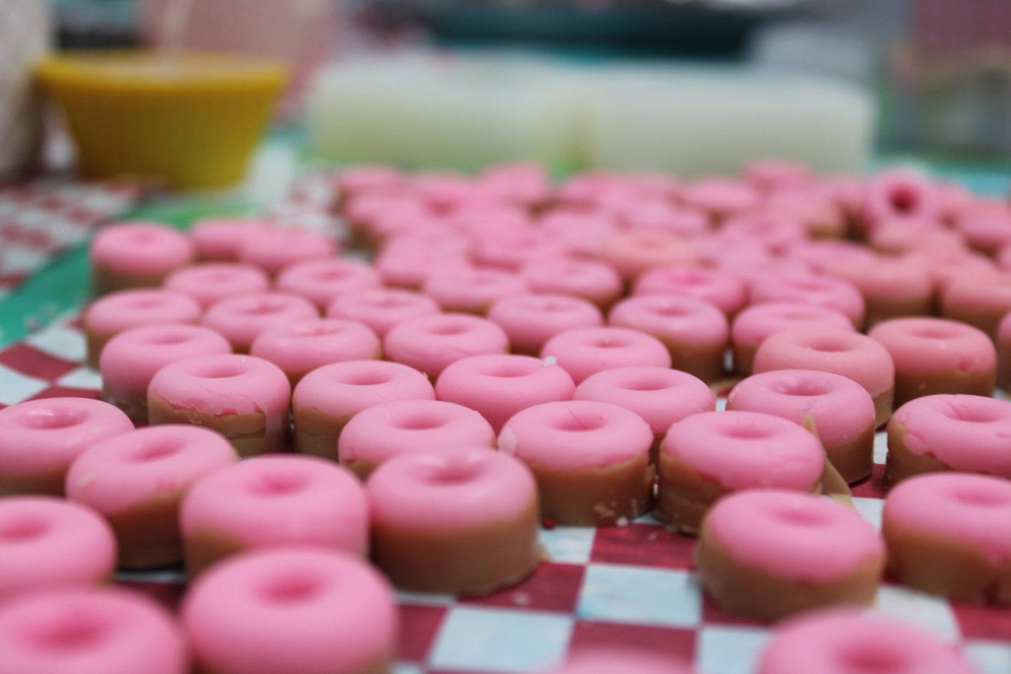 AWM- Strawberry Sprinkled  Donut Mini Wax Tarts